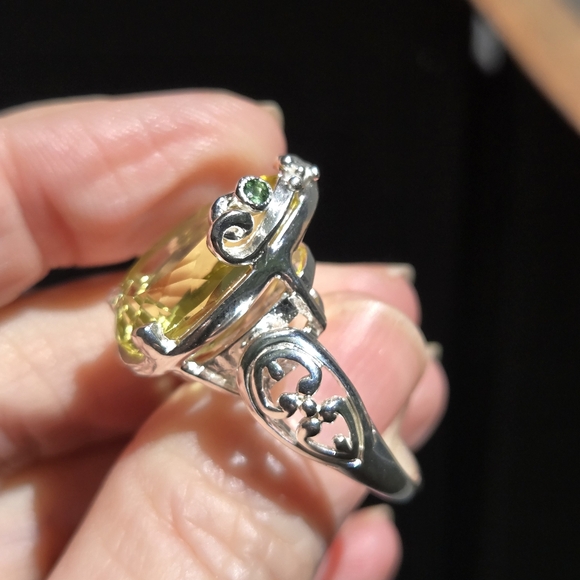 17k pear cut Lemon Quartz 🍋 & green 💚 sapphire sterling & white goldring sz8.5 - Picture 10 of 14